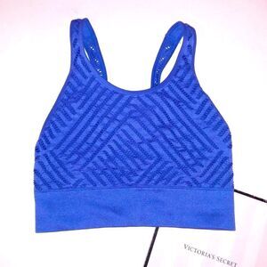 Victoria’s Secret Blue Seamless Stretch Unlined Sports Bra